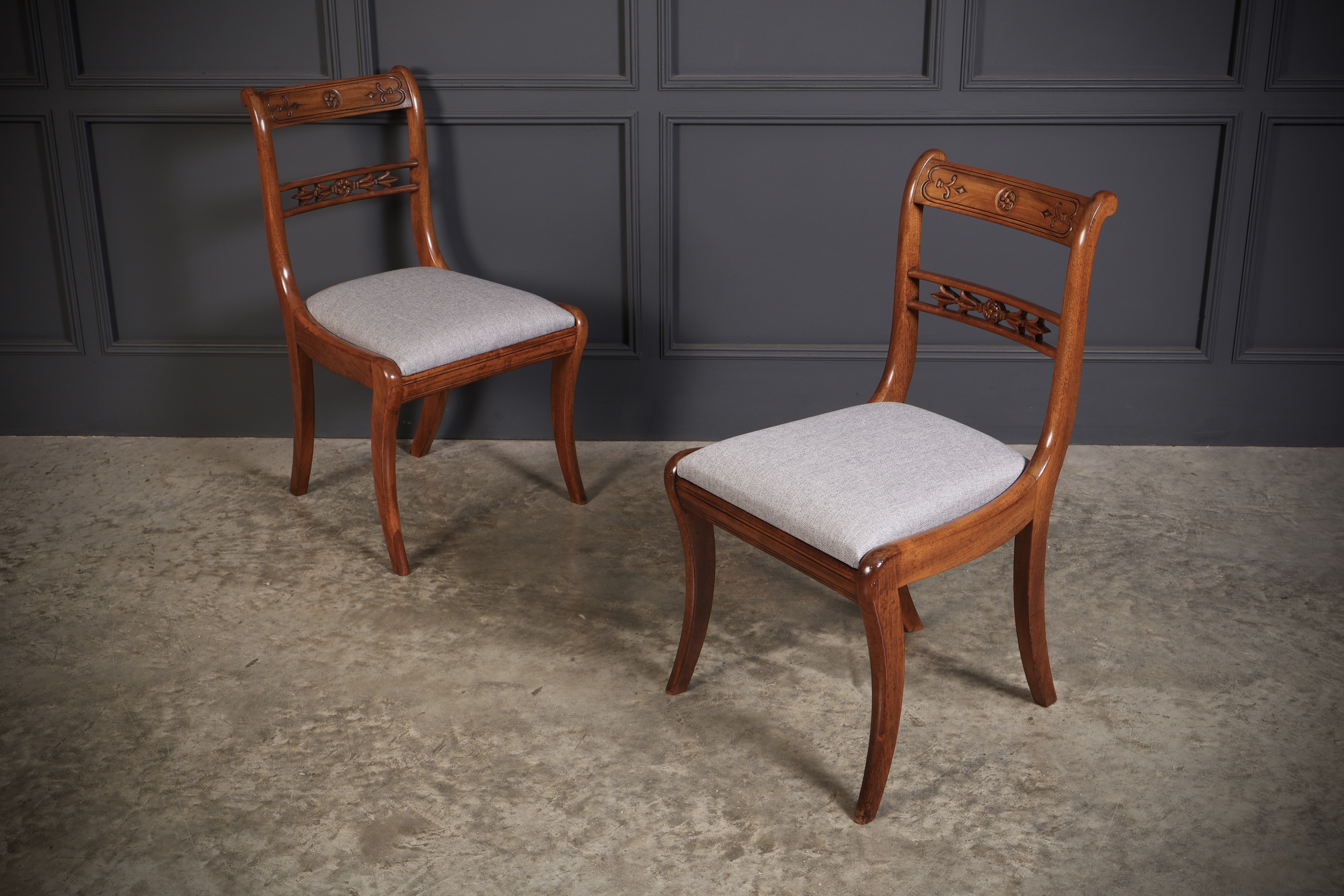 Set of 14 Regency Mahogany Bar Back Dining Chairs Antique dining chairs Antique Chairs 8